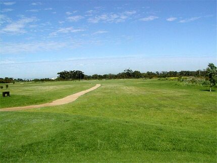 Course Description – Strand Golf Club